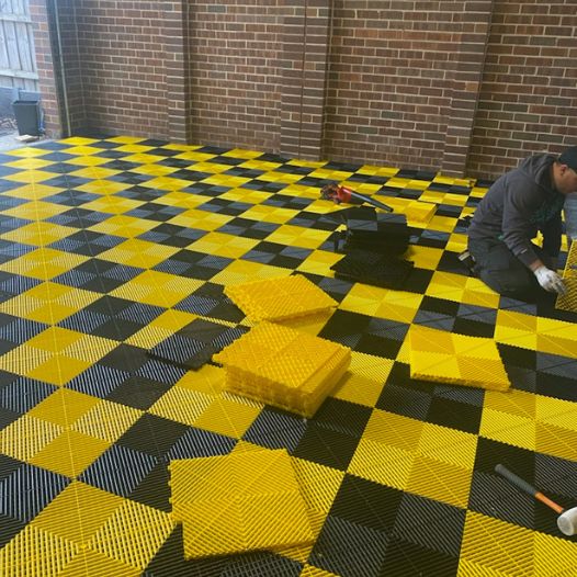 Modular Interlocking Garage Flooring Tiles